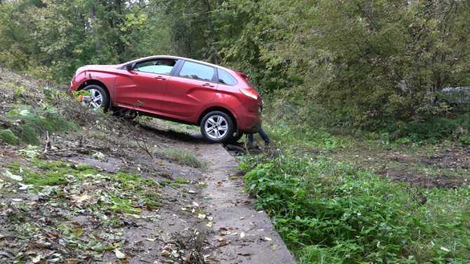 Lada Vesta SW Cross против Hyundai Creta – что купить